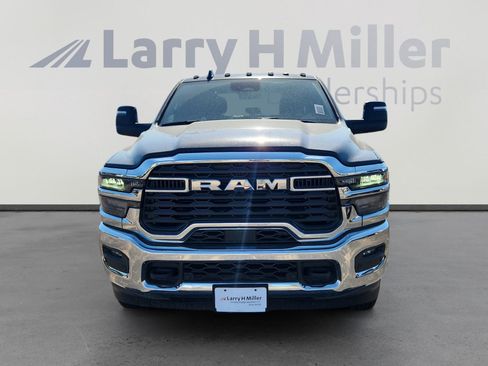 New 2025 RAM 3500 Tradesman w/ Chrome Appearance Group image 9