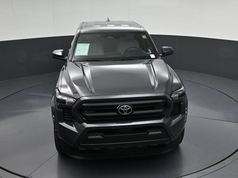Used 2025 Toyota Tacoma SR5 RWD image 26