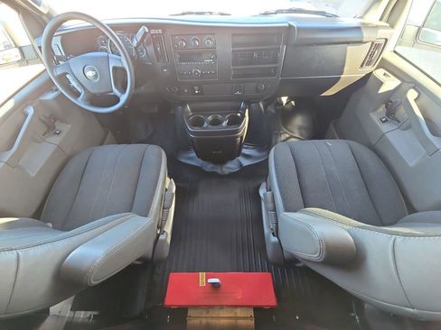 Certified 2024 Chevrolet Express 2500 Work Van w/ Driver Convenience Package image 21