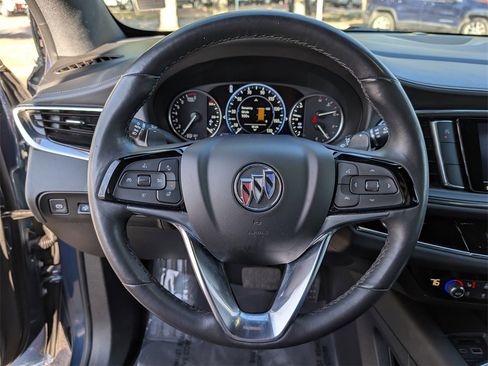 Used 2024 Buick Enclave Avenir image 24