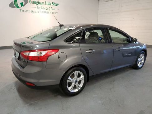 Used 2013 Ford Focus SE w/ SE Winter Pkg FWD image 7