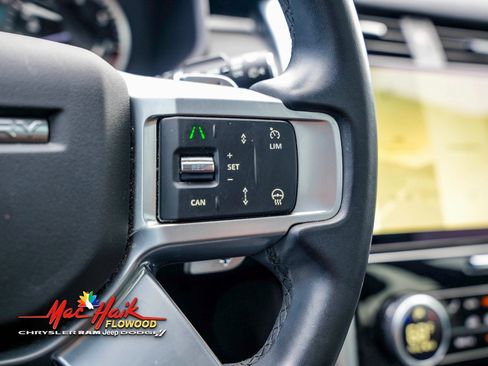 Used 2023 Land Rover Discovery S R-Dynamic image 30