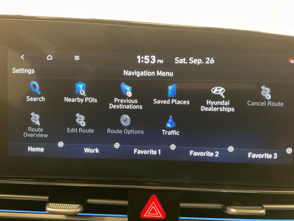 Used 2025 Hyundai Elantra Limited FWD image 27