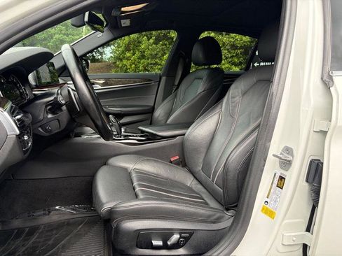 Used 2017 BMW 540i RWD image 28