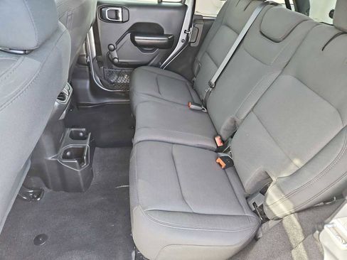 Used 2021 Jeep Wrangler Unlimited Sport image 18