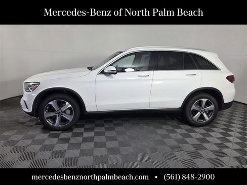 Certified 2022 Mercedes-Benz GLC 300 image 2