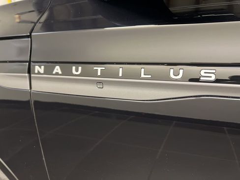 New 2026 Lincoln Nautilus Reserve w/ Jet Appearance Package image 37