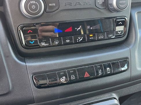 New 2024 RAM ProMaster 3500 w/ Delivery Van Package image 21