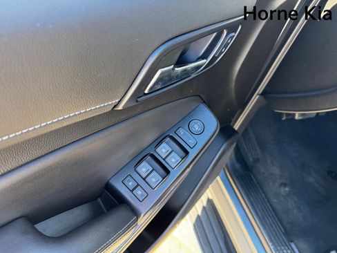 Used 2020 GMC Yukon XL SLE w/ Convenience Package image 11