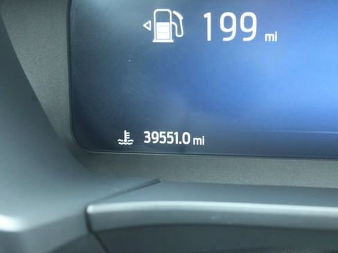 Used 2023 Ford Escape Platinum AWD/4WD image 29