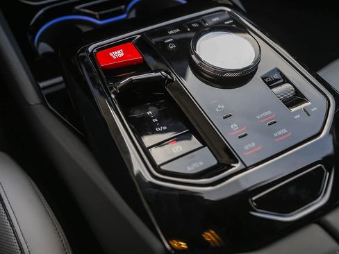 New 2026 BMW M5 Touring image 16