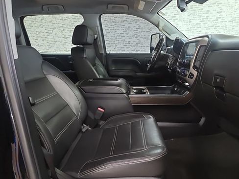 Used 2017 GMC Sierra 2500 Denali AWD/4WD image 10
