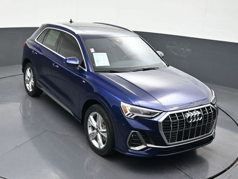 Used 2023 Audi Q3 2.0T Premium Plus w/ Premium Plus Package image 25