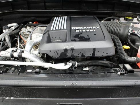 Used 2024 GMC Sierra 1500 SLT w/ X31 Off-Road Package image 23