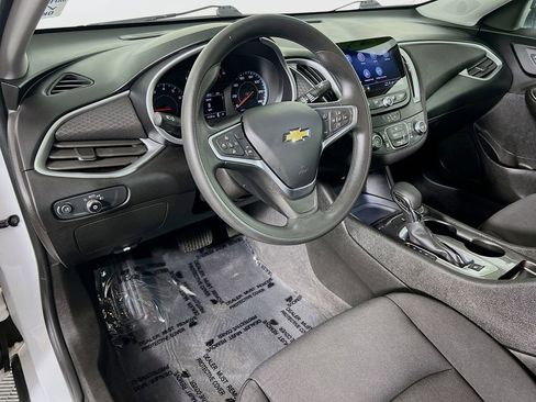 Used 2023 Chevrolet Malibu LS FWD image 9