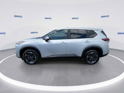 Used 2024 Nissan Rogue SV AWD/4WD image 5