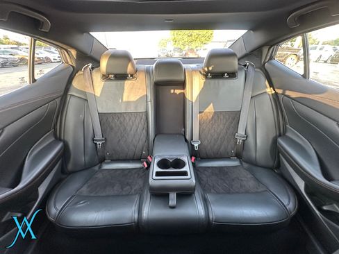 Used 2021 Nissan Maxima SR w/ Sport Mat Group FWD image 39