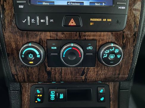 Used 2014 Chevrolet Traverse LT w/ All-Star Edition FWD image 27