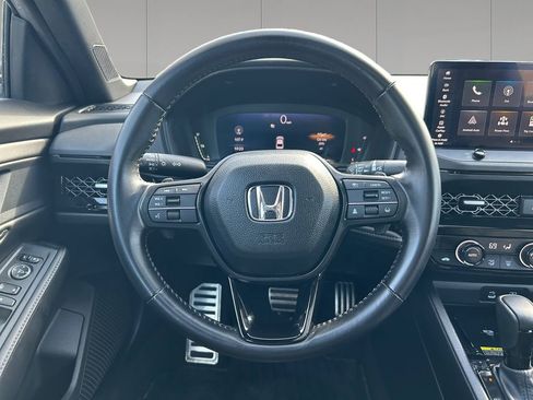 Used 2025 Honda Accord Sport image 13