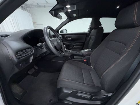 Used 2024 Honda HR-V Sport image 12