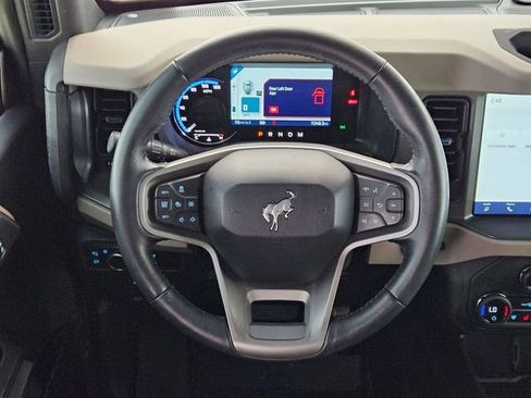 Used 2024 Ford Bronco Wildtrak image 12