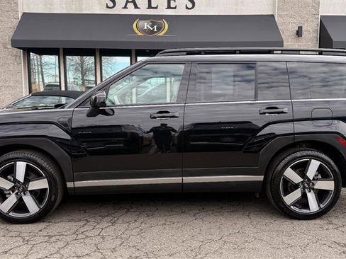 Used 2024 Hyundai Santa Fe Limited image 2