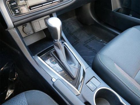 Certified 2018 Toyota Corolla LE image 19