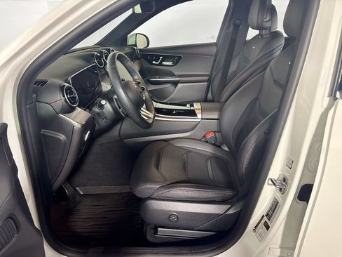 Used 2024 Mercedes-Benz GLC 43 AMG 4MATIC image 11