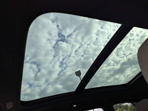 New 2026 Volvo XC60 B5 Plus w/ Protection Package Premier image 22