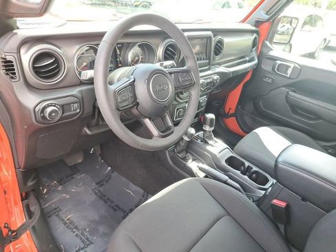 Used 2023 Jeep Wrangler Sport S image 16