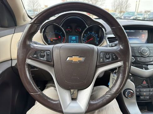 Used 2014 Chevrolet Cruze Diesel image 29