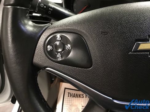 Used 2016 Chevrolet Impala LT FWD image 45