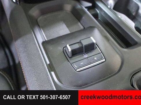 Used 2024 GMC Sierra 2500 AT4 w/ AT4 Premium Plus Package AWD/4WD image 51
