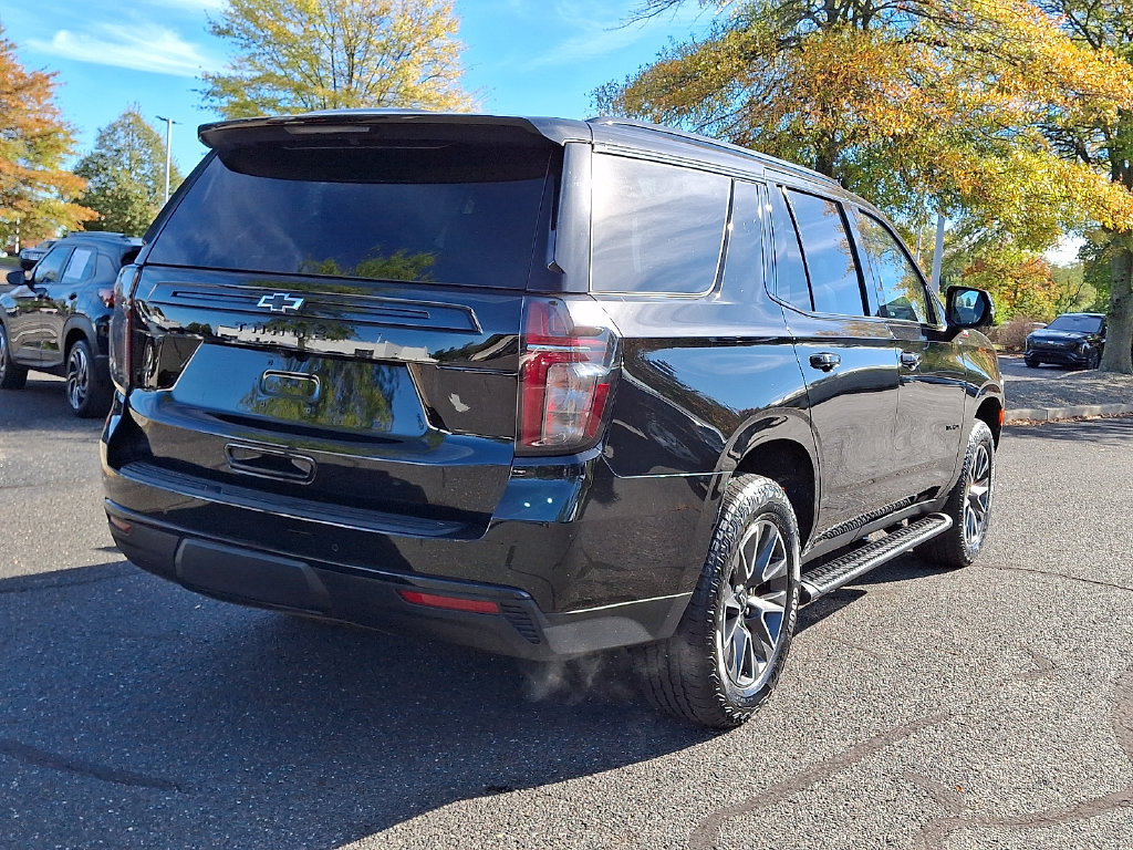 Used 2023 Chevrolet Tahoe Z71 w/ Luxury Package AWD/4WD image 9