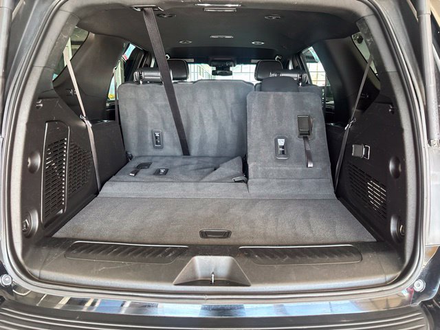 Used 2023 GMC Yukon SLT AWD/4WD image 32