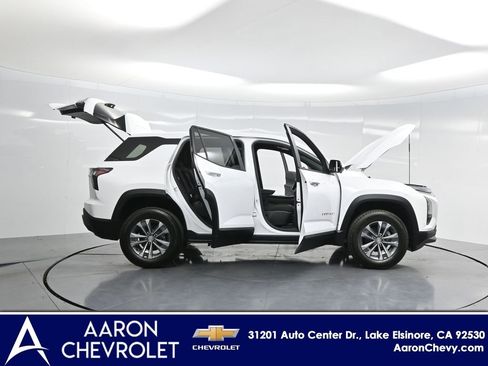 New 2026 Chevrolet Equinox LT w/ Safety and Technology Package image 3