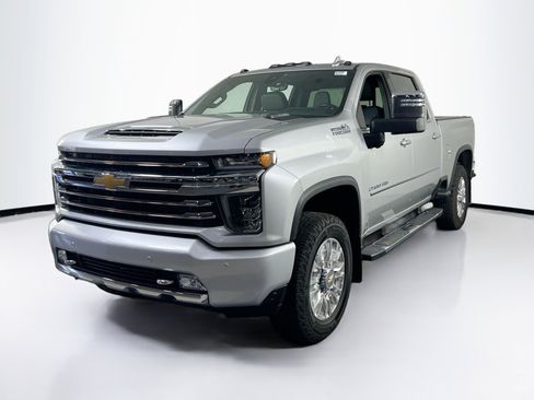 Used 2022 Chevrolet Silverado 2500 High Country w/ Z71 Off-Road Package AWD/4WD image 1