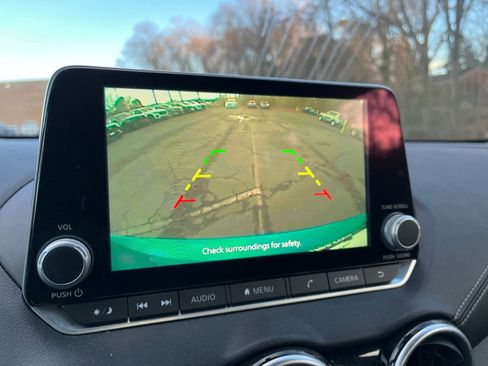 Used 2025 Nissan Sentra SV image 22