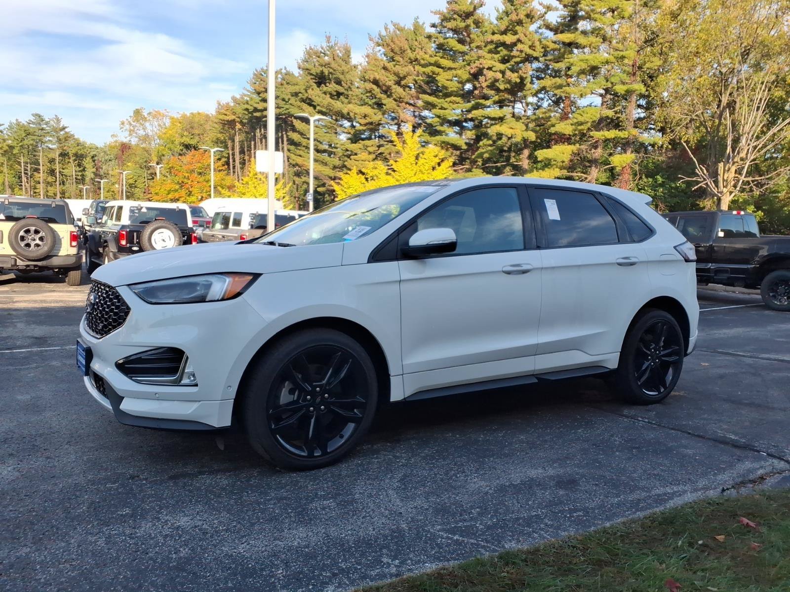Used 2024 Ford Edge ST w/ Equipment Group 401A AWD/4WD image 5