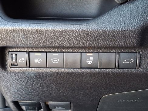 Certified 2025 Toyota RAV4 XLE Premium image 25