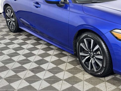 Used 2023 Honda Civic EX image 12