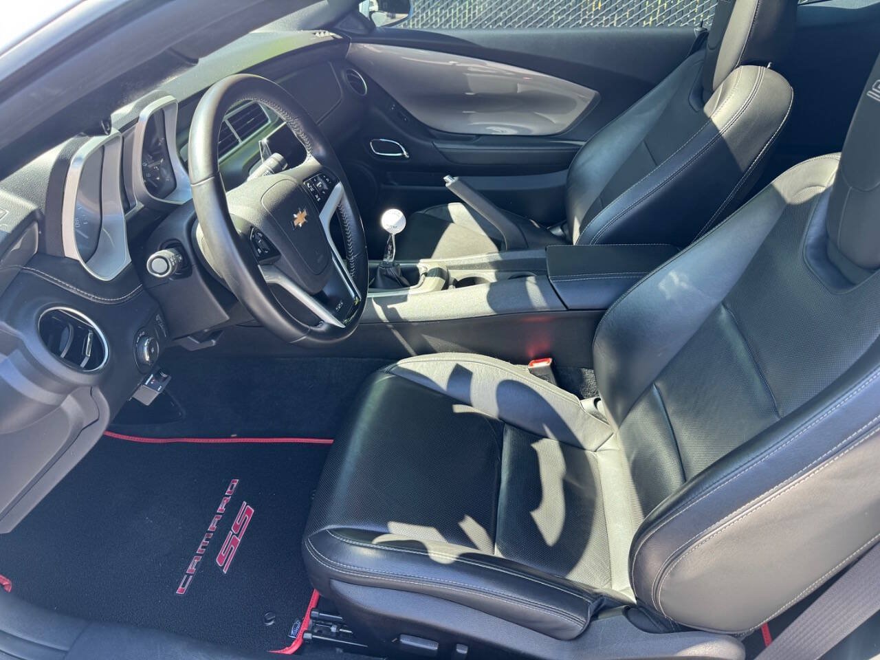 Used 2015 Chevrolet Camaro SS w/ RS Package RWD image 8