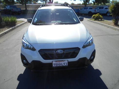 Used 2022 Subaru Crosstrek 2.5i Sport w/ Popular Package #3 AWD/4WD image 8