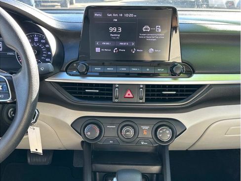 Used 2022 Kia Forte LXS w/ LXS Technology Package image 17