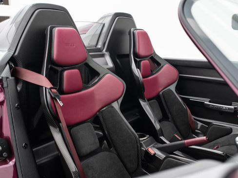 Used 1997 Porsche 911 Carrera RWD image 33