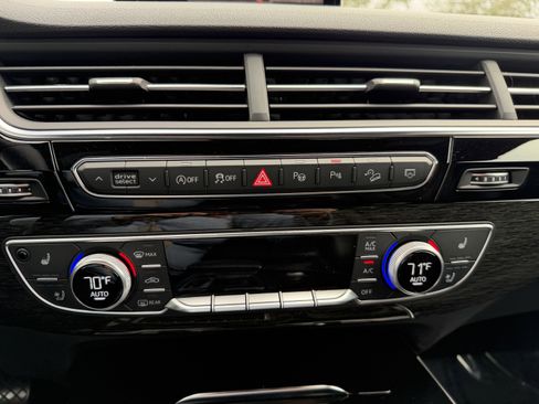 Used 2019 Audi Q7 3.0T Prestige w/ Prestige Package image 29