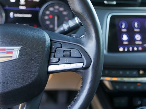 Used 2022 Cadillac XT4 Premium Luxury w/ Technology Package image 12