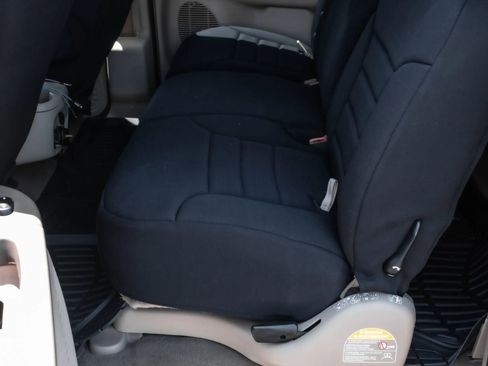Used 2004 Ford Excursion Limited image 31