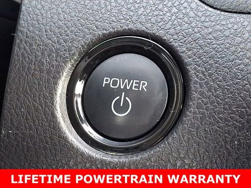 Used 2025 Toyota Camry LE image 23