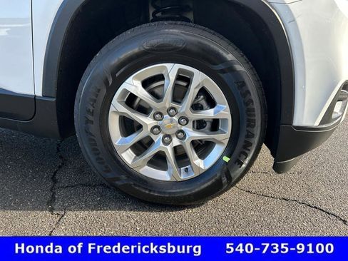 Used 2020 Chevrolet Traverse LS image 13